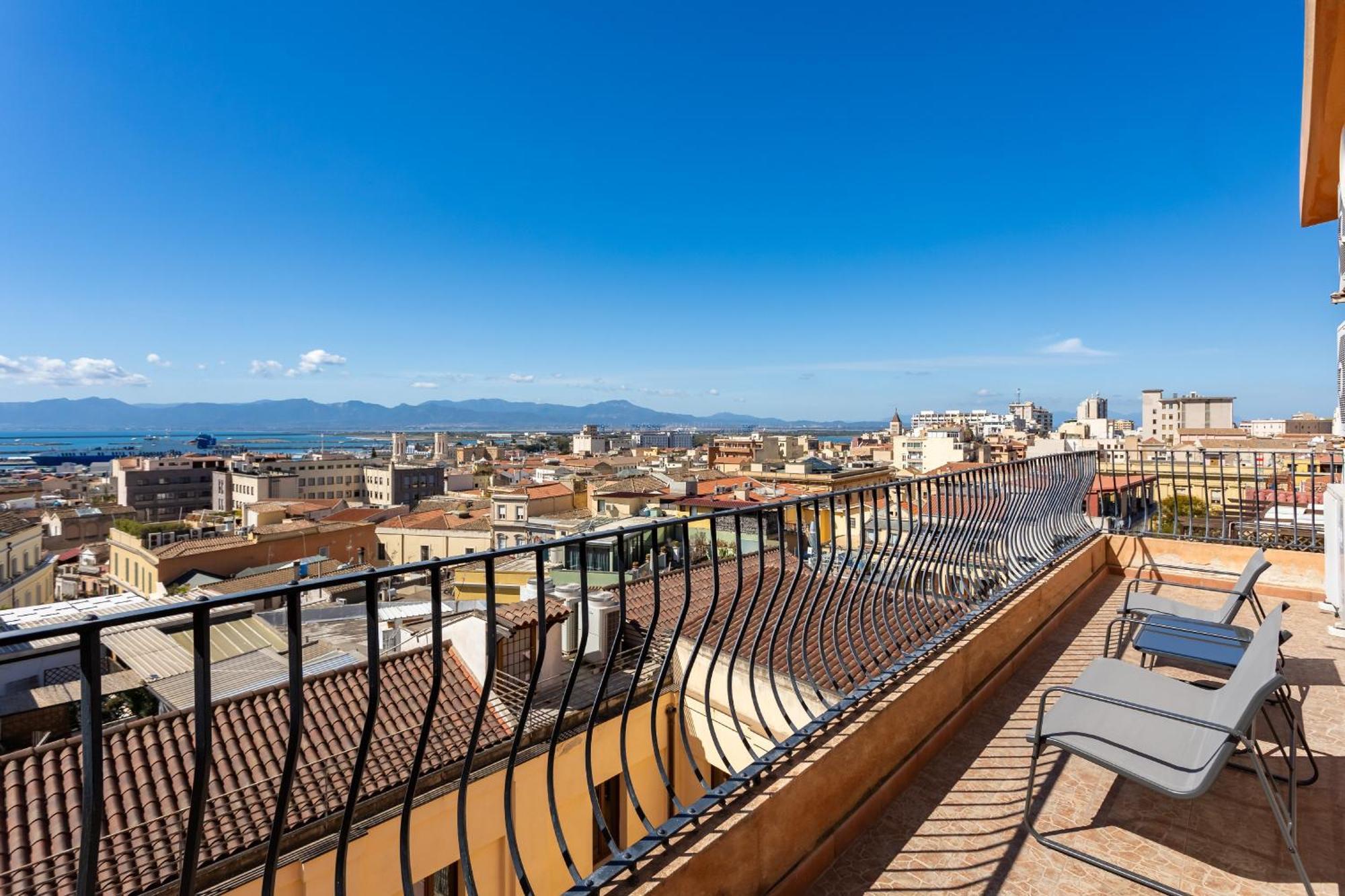 La Dolce Vita Cagliari Exterior photo
